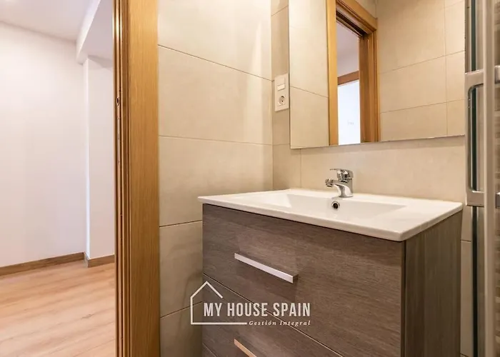 Myhousespain - Luminoso Y Amplio Piso En El Centro *