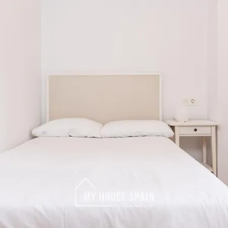 Myhousespain - Luminoso Y Amplio Piso En El Centro * Χιχόν