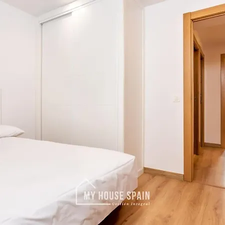 Myhousespain - Luminoso Y Amplio Piso En El Centro * Χιχόν